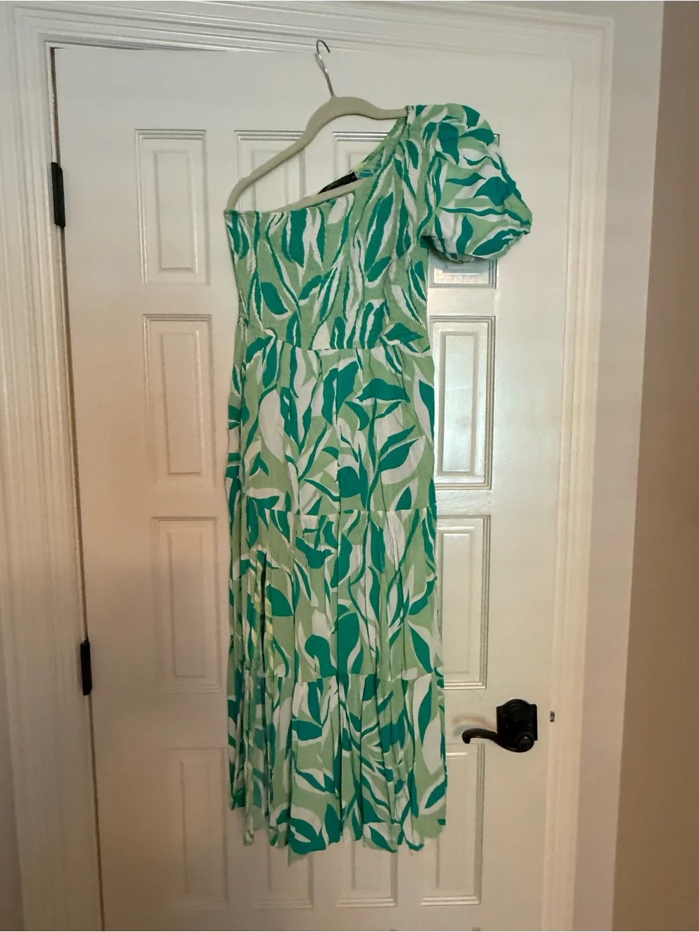 One-Shoulder Green Leaf Print Midi Dress
